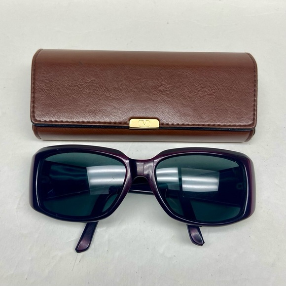 Valentino Garavani Burgundy Large Sunglasses with Case 5449S CZZ 56#16 130 - Picture 15 of 16